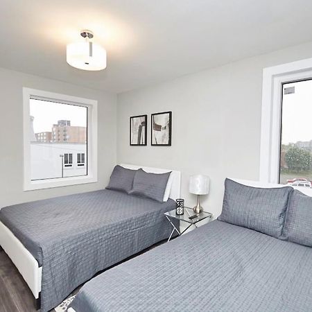 Clifton Hill Hideaway 4B - Two Bedroom Condo Niagara Falls Exteriör bild