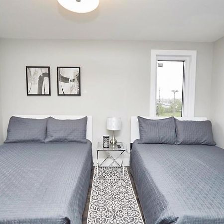 Clifton Hill Hideaway 4B - Two Bedroom Condo Niagara Falls Exteriör bild