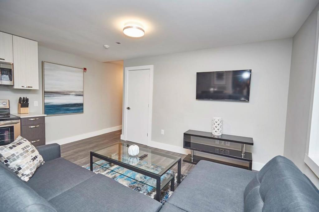 Clifton Hill Hideaway 4B - Two Bedroom Condo Niagara Falls Exteriör bild